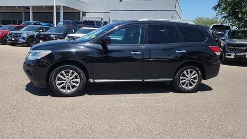 Magnetic Black 2016 Nissan Pathfinder S