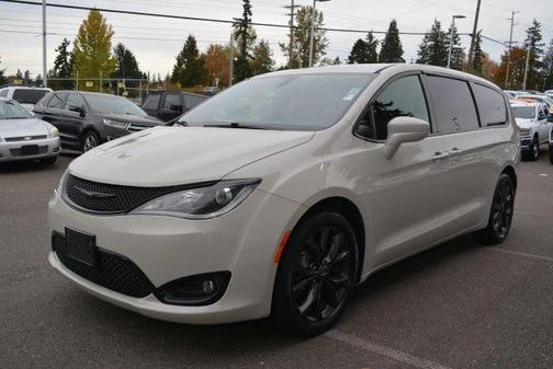 2019 Chrysler Pacifica Touring Plus