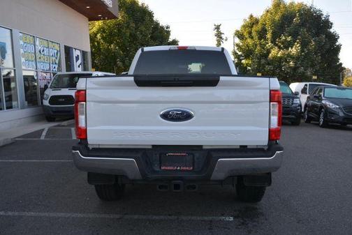 2017 Ford F-350 XLT