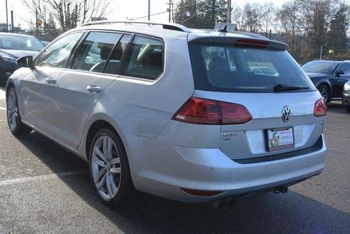 2016 Volkswagen Golf SportWagen TSI S