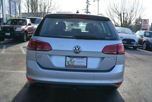2016 Volkswagen Golf SportWagen TSI S