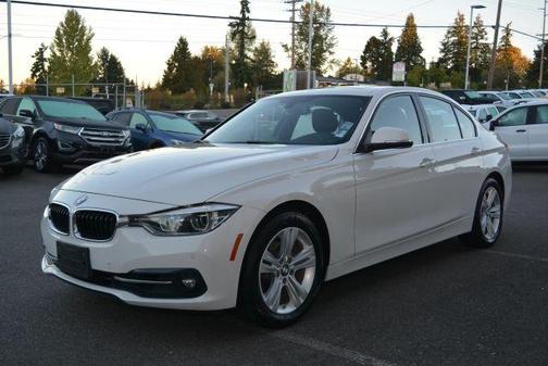2018 BMW 330 i