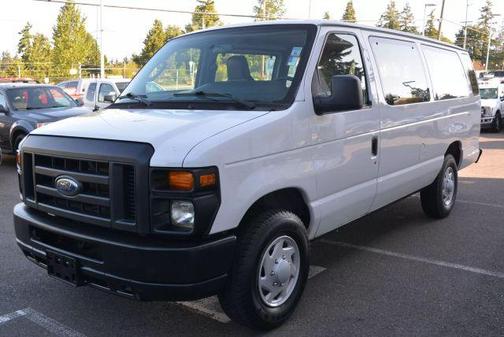 2013 Ford E350 Super Duty XL