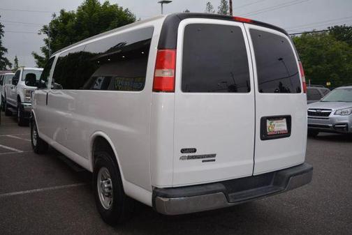 2016 Chevrolet Express 3500 LT