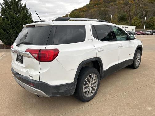2018 GMC Acadia SLE-2