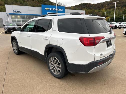 2018 GMC Acadia SLE-2