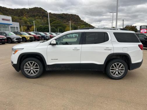 2018 GMC Acadia SLE-2