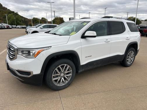 2018 GMC Acadia SLE-2