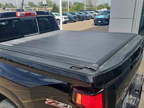 Black 2024 Chevrolet Colorado Z71