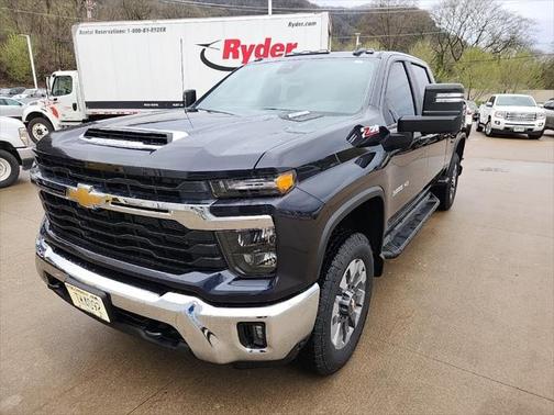 Dark Ash Metallic 2024 Chevrolet Silverado 3500 LT