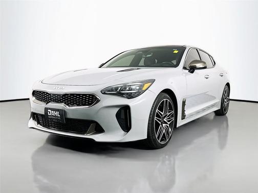 Ceramic Silver 2022 Kia Stinger GT1