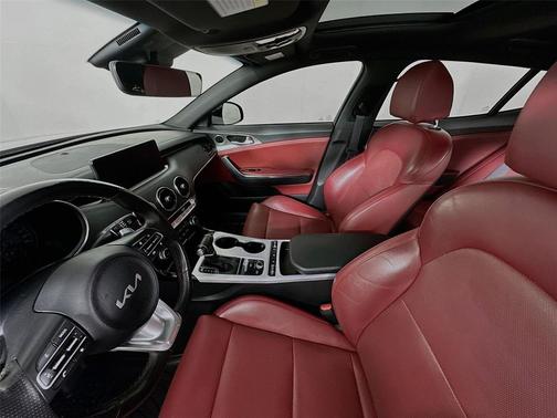 Ceramic Silver 2022 Kia Stinger GT1