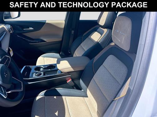 Polar White Tricoat 2026 Chevrolet Equinox AWD ACTIV