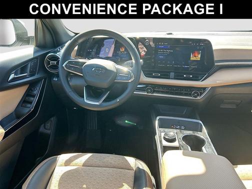 Polar White Tricoat 2026 Chevrolet Equinox AWD ACTIV