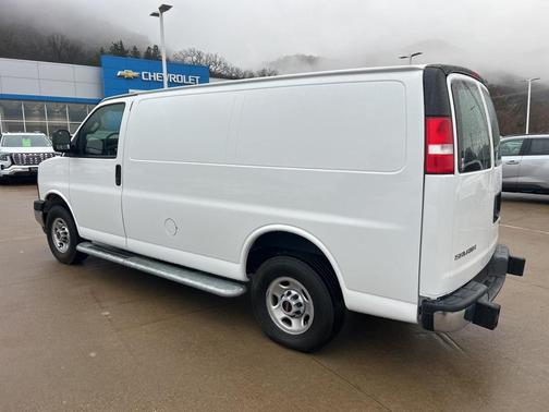 2024 GMC Savana 2500 Work Van