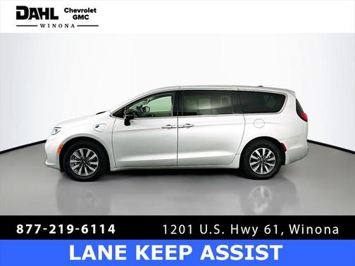 2024 Chrysler Pacifica Hybrid Select