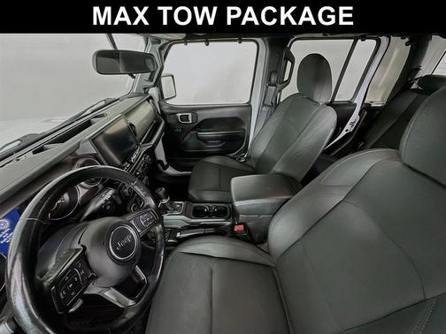Bright White Clearcoat 2020 Jeep Gladiator Sport S