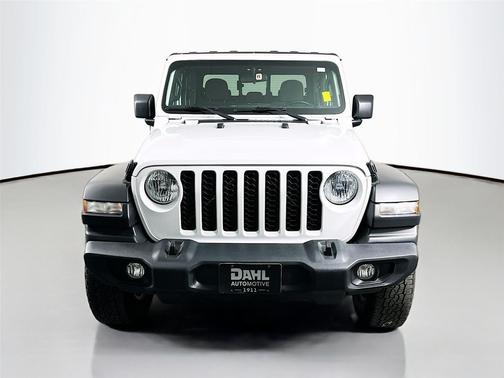 Bright White Clearcoat 2020 Jeep Gladiator Sport S