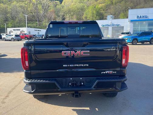 Onyx Black 2025 GMC Sierra 1500 AT4X