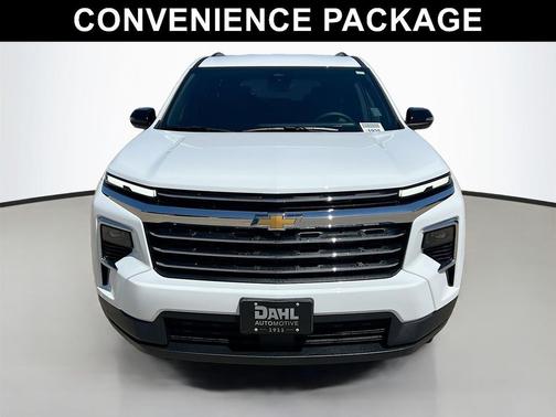 Summit White 2026 Chevrolet Traverse LT