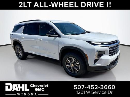 Summit White 2026 Chevrolet Traverse LT