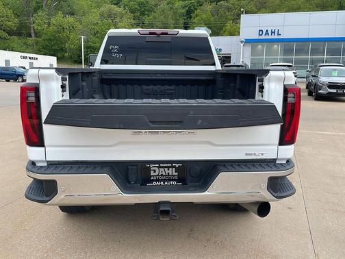 Summit White 2024 GMC Sierra 3500 SLT