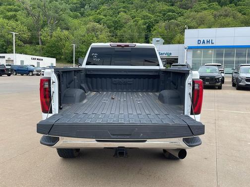 Summit White 2024 GMC Sierra 3500 SLT