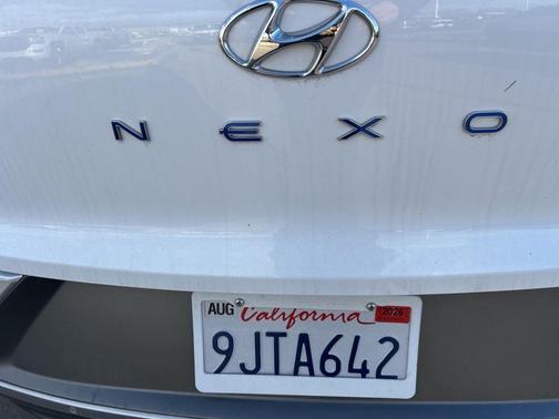 2021 Hyundai NEXO Blue