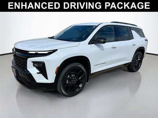 Polar White Tricoat 2026 Chevrolet Traverse RS