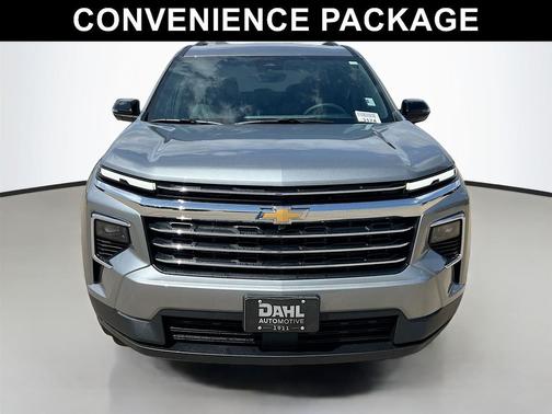 Sterling Gray Metallic 2026 Chevrolet Traverse LT