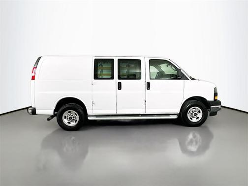 2024 GMC Savana 2500 Work Van