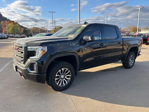 2022 GMC Sierra 1500 AT4