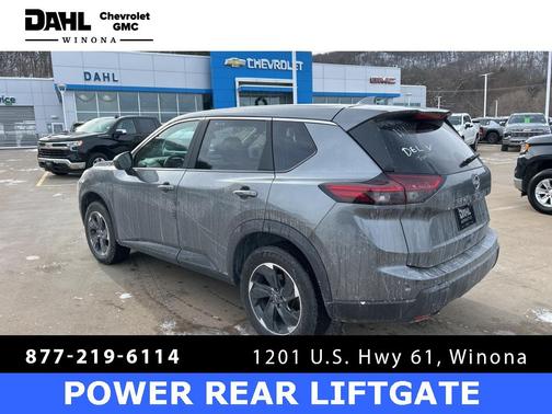 2024 Nissan Rogue SV