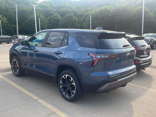 Lakeshore Blue Metallic 2025 Chevrolet Equinox 1LT