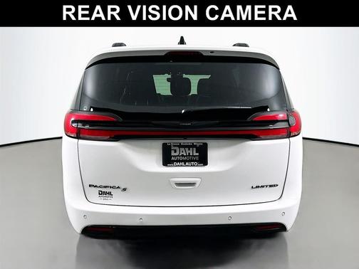 2025 Chrysler Pacifica Limited