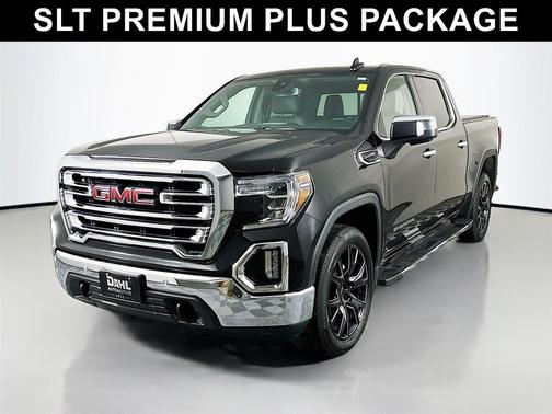 2022 GMC Sierra 1500 SLT