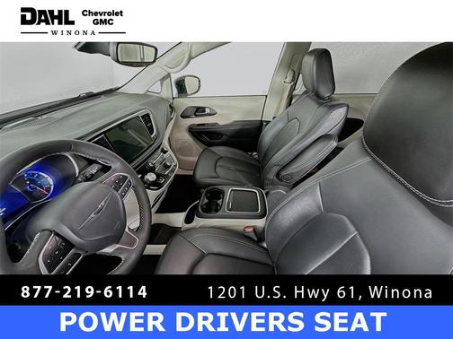 2024 Chrysler Pacifica Hybrid Select