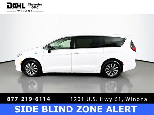 2024 Chrysler Pacifica Hybrid Select