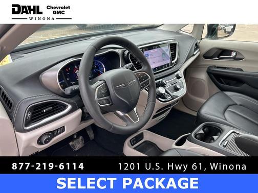 2024 Chrysler Pacifica Hybrid Select