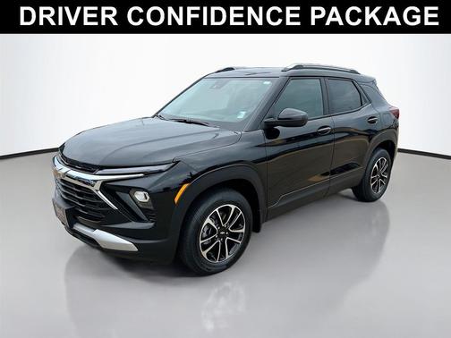 Mosaic Black Metallic 2026 Chevrolet Trailblazer LT