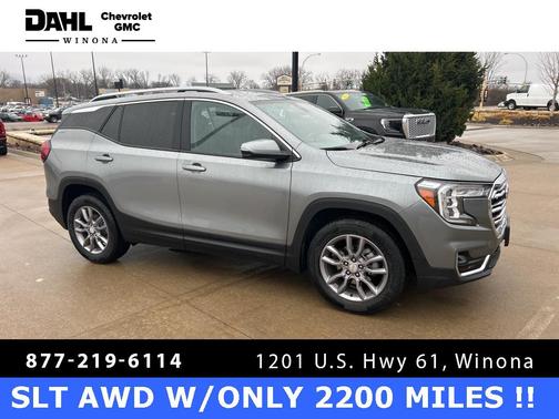 2024 GMC Terrain SLT