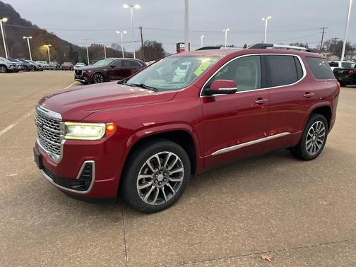 2022 GMC Acadia Denali
