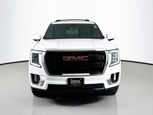 Summit White 2022 GMC Yukon SLE