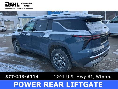 2025 Chevrolet Traverse LT