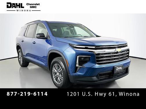 2025 Chevrolet Traverse LT