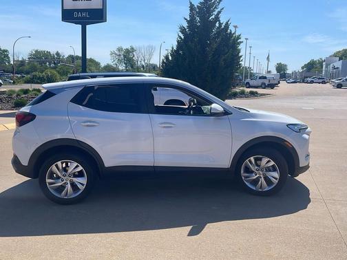 Summit White 2025 Buick Encore GX Preferred