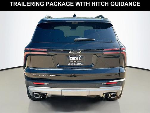 Mosaic Black Metallic 2026 Chevrolet Traverse LT