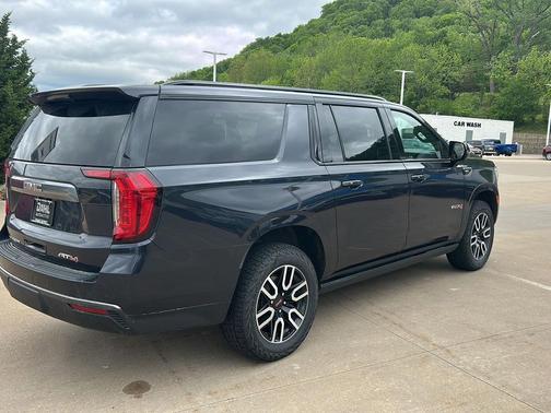 Titanium Rush Metallic 2023 GMC Yukon XL 4WD AT4