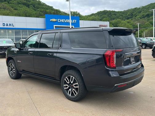 Titanium Rush Metallic 2023 GMC Yukon XL 4WD AT4