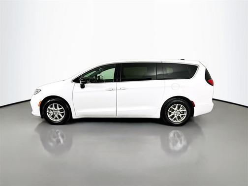 2025 Chrysler Pacifica L